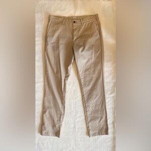 Uniqlo Classic Slim Straight Fit Chino Style Pants